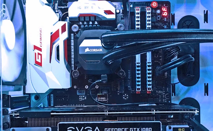 Mua máy tính đồng bộ chỉ dành cho "gà mờ", dân công nghệ nên tự build PC cho riêng mình