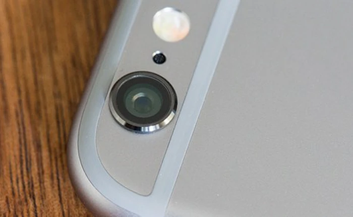 Apple lần đầu tiên trực tiếp bán iPhone trả bảo hành