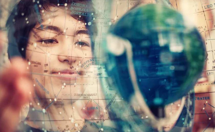 Nữ sinh 22 tuổi gây chấn động ngành thiên văn học khi phát hiện ra bốn hành tinh mới