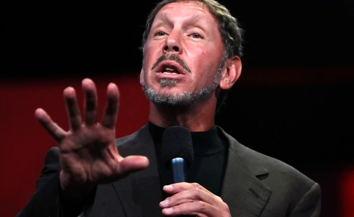 CEO Oracle dành nguyên 1 tiếng đồng hồ dìm hàng dịch vụ đám mây của Amazon