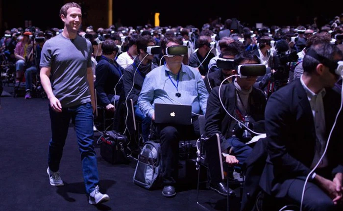 Nhà vật lý thiên văn Mỹ nổi tiếng cho rằng người ngoài hành tinh đang nuôi chúng ta như nuôi thú