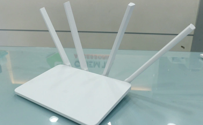 Trên tay Xiaomi Mi Wifi Router 3: 4 râu, hỗ trợ 126 thiết bị kết nối cùng một lúc