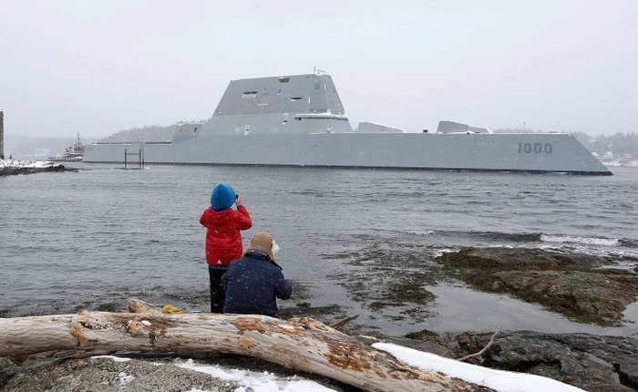 Tàu khu trục mới của Hải quân Mỹ tàng hình quá tốt đến quân ta cũng không nhận ra