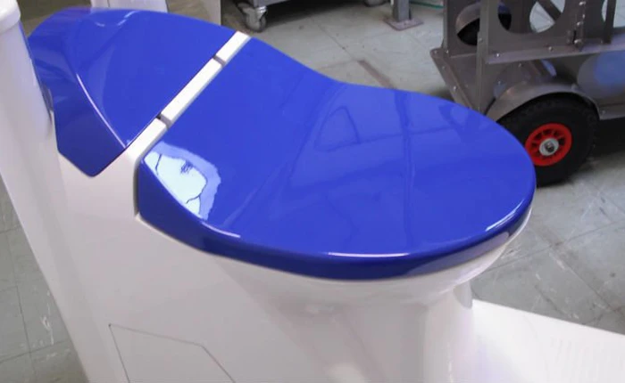 Chiếc bồn cầu này sẽ biến chất thải, nước tiểu thành điện và nước sạch