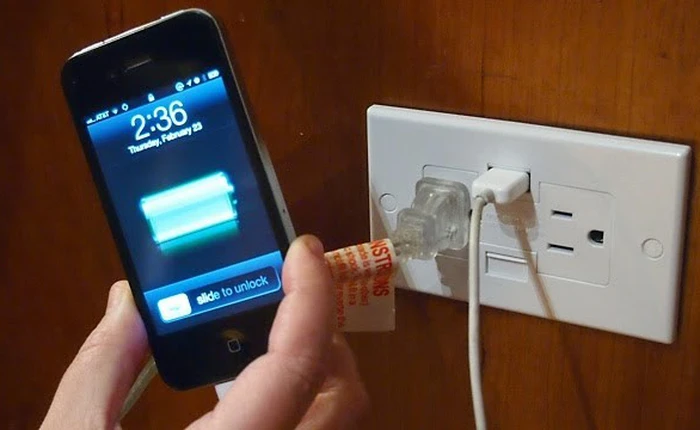 Kaspersky : Sạc điện thoại có thể khiến dữ liệu bị đánh cắp