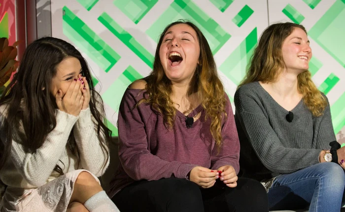 Trong khi Facebook gặp vấn đề lớn, Snapchat đã vượt mặt Instagram