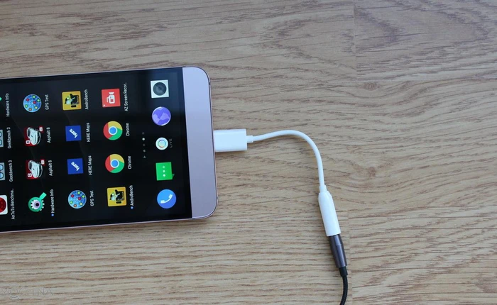 Intel lý giải vì sao jack cắm tai nghe 3.5mm nên nhường chỗ cho USB Type-C