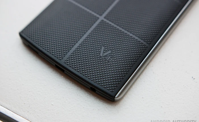 LG V10 cũng dính lỗi đột tử, cách sửa vẫn là... "nấu ăn"
