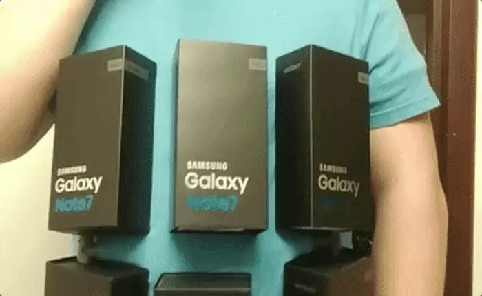 Những chiếc Note7 chuẩn bị phát nổ chính là bộ trang phục đáng sợ nhất mùa Halloween này