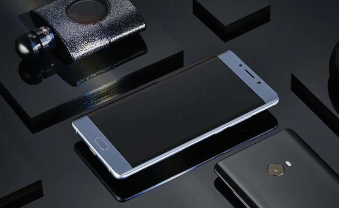 Xiaomi Mi Note 2 cháy hàng chỉ sau 50 giây