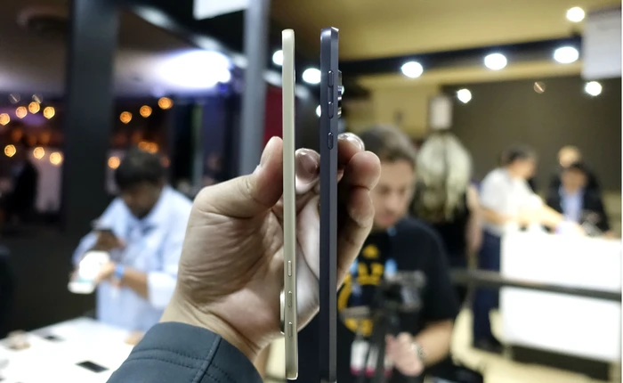 Smartphone đang ngày càng mỏng, nhưng trong năm 2017 chúng có thể mỏng hơn nữa không?