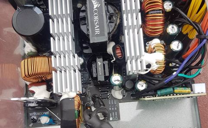 Đánh giá nguồn máy tính Corsair VS400: Chỉ 400W nhưng "cân" 2 chiếc RX480?