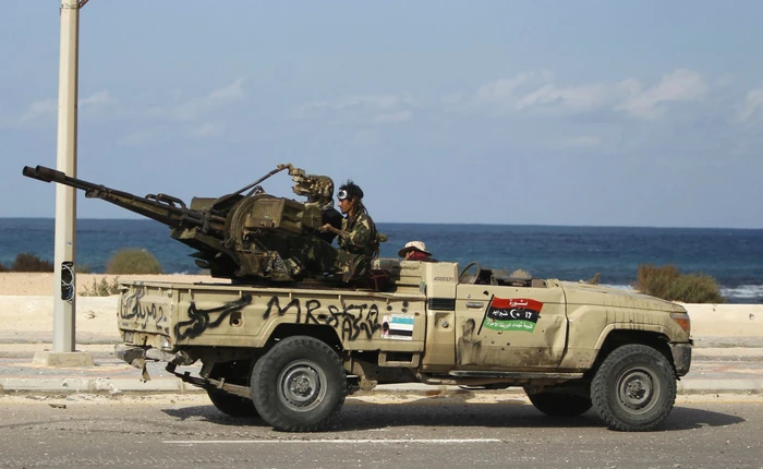 Ở đất nước này, súng phóng tên lửa cũng có thể được rao bán online trên Facebook