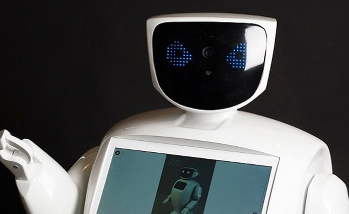 Robot từng 2 lần trốn khỏi phòng thí nghiệm lại vướng vào lao lý khi bị cảnh sát Nga...bắt giữ