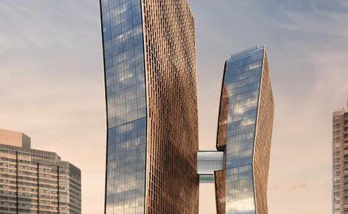 Bạn có tin cầu nối cao 100 mét giữa 2 tòa nhà chọc trời này lại là một bể bơi không?