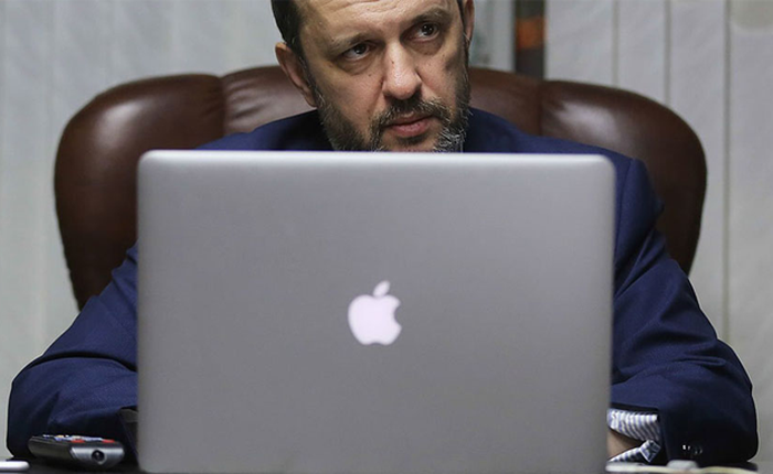 Chính quyền của Tổng thống Putin muốn đá Google, Facebook khỏi đất Nga