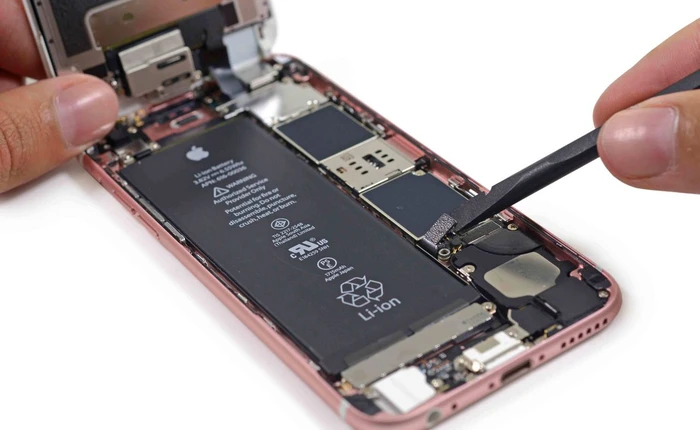 CEO iFixit phản đối việc Chính phủ Mỹ và các đại gia công nghệ như Apple, Microsoft ngăn cấm tự sửa thiết bị