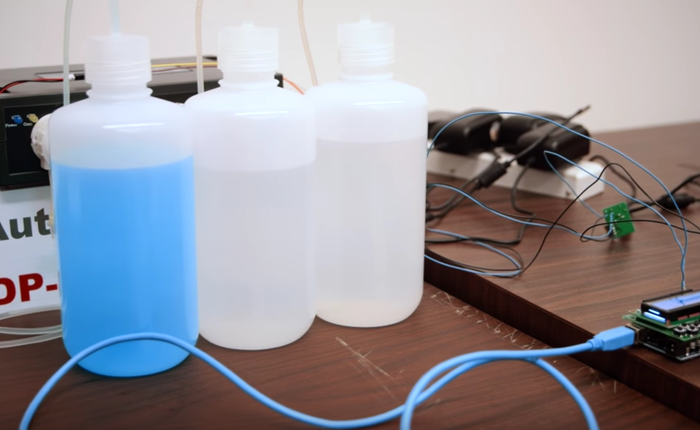 Gửi tin nhắn không cần smartphone, các nhà khoa học sử dụng dấm ăn và nước lau kính