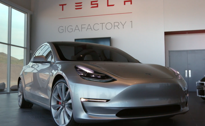 Hãy quên Model 3 đi, Model Y mới là con gà đẻ trứng vàng của Tesla