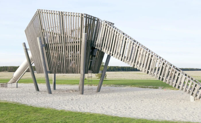 Chiêm ngưỡng 9 cầu trượt độc đáo trên thế giới khiến những người trưởng thành cũng muốn một lần thử lại cảm giác tuổi thơ