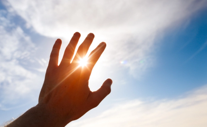 Để đối phó với nóng lên toàn cầu, các nhà khoa học đề xuất che Mặt Trời để làm giảm nhiệt độ