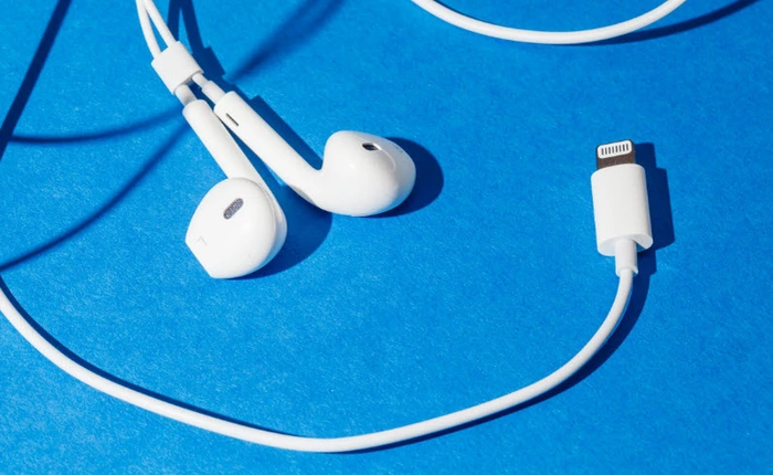 Xin lỗi Apple nhưng cổng Lightning chẳng làm EarPods có âm thanh tốt hơn