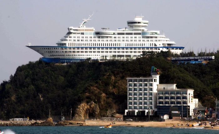 13 công trình xây dựng mà nhìn qua bạn sẽ tưởng đó là tàu thuyền