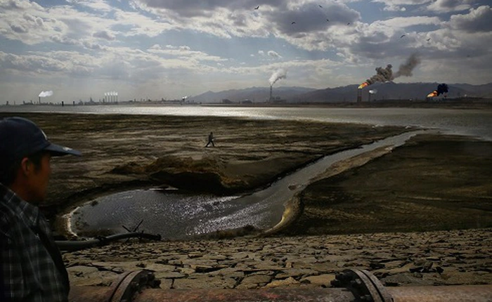 Kim loại "quý hơn vàng" đã giúp Trung Quốc tăng trưởng phi mã nhưng dần hủy hoại đất nước này như thế nào