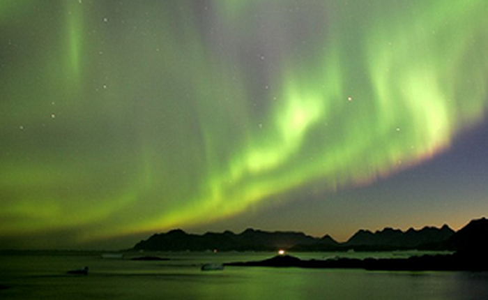 Không lực Hoa Kỳ muốn cho nổ một quả bom plasma trên tầng điện li để giúp ích cho Trái Đất