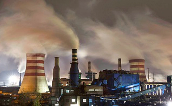 Tuyệt vời thay, các nhà khoa học lần nữa "lỡ tay" tạo ra được ethanol - thành phần làm xăng từ khí thải CO2