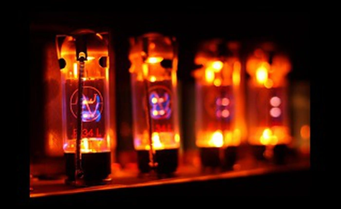 Phát minh từ quá khứ hồi sinh: đèn điện tử chân không lại có khả năng thay thế các transistor hiện tại