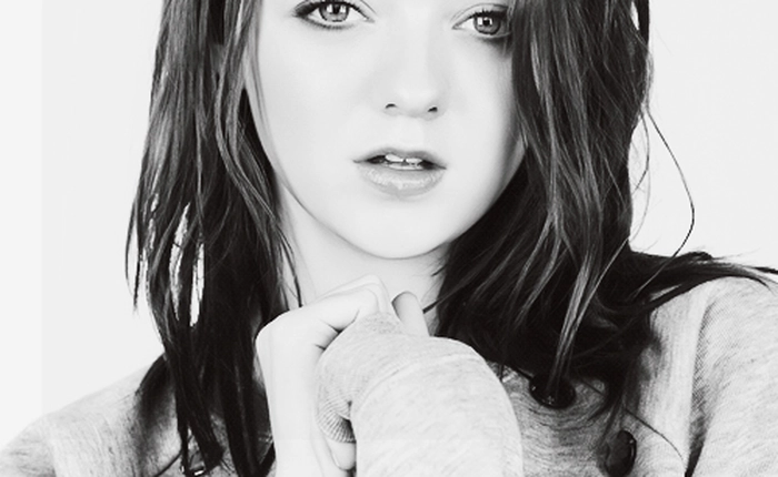 Diễn viên nhận vai Arya Stark trong series Game of Thrones chỉ vì muốn mua một chiếc laptop mới