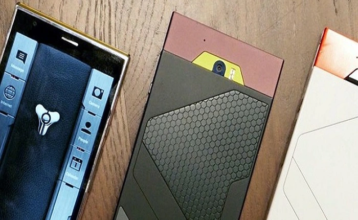 Smartphone kim loại lỏng đã đến tay người dùng, nhưng thiếu tính năng chống thấm nước và tai nghe Bluetooth