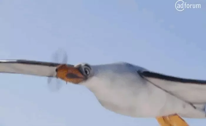 Để bảo vệ trẻ em, Nivea giới thiệu drone chim mòng biển vừa bay vừa "thải" ra kem chống nắng