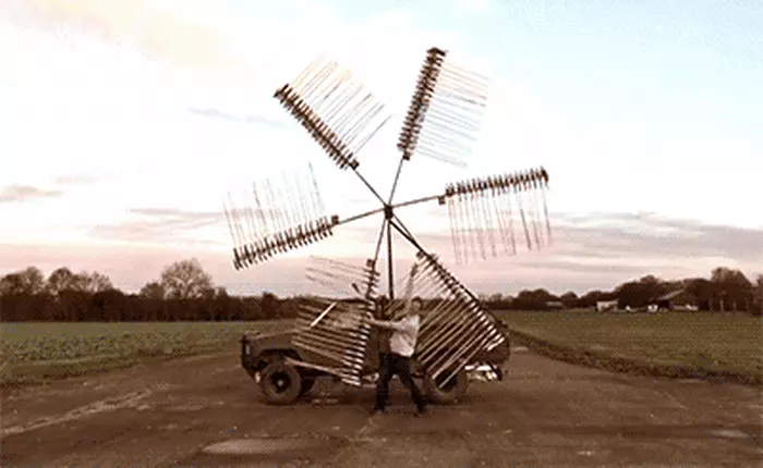 Màn bắn pháo hoa điên rồ nhất mà bạn có thể tưởng tượng được