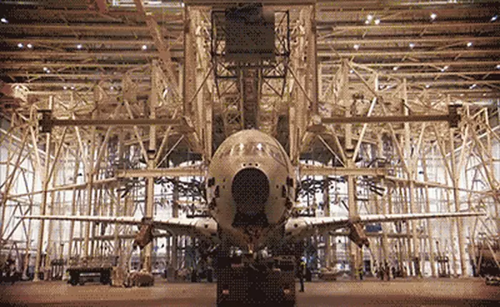 Người ta thử nghiệm độ bền cánh máy bay như thế nào?