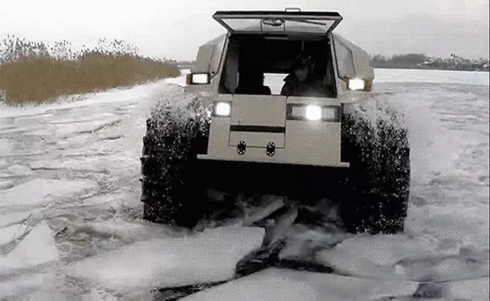 Khám phá chiếc xe tải tốt nhất vũ trụ của người Nga giá chỉ 50 nghìn USD