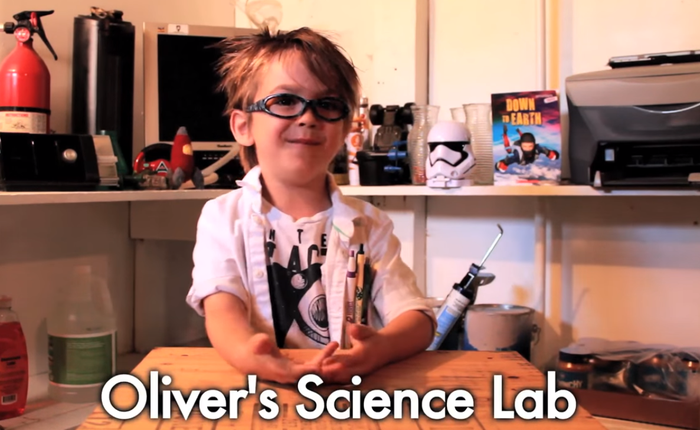 Lốc xoáy là gì? Hãy nghe cậu bé 5 tuổi này giải thích, bạn sẽ thấy cực kỳ dễ hiểu