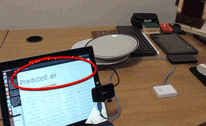 Sinh viên đại học hack con chip của Google, giúp nó biết được đồ vật đang chạm vào là cái gì