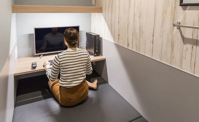 Ngủ tại quán cà phê internet, giải pháp du lịch Nhật Bản với chi phí thấp