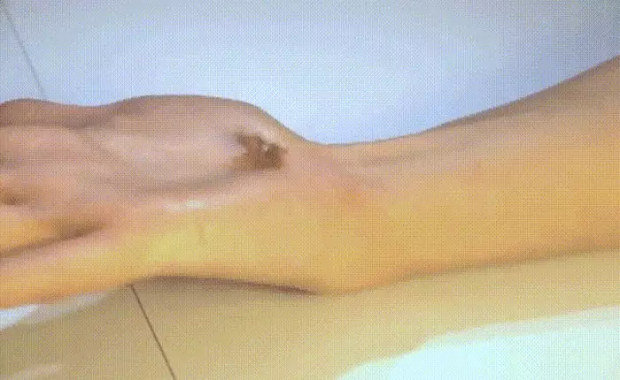 Một ngày nào đó bạn sẽ nuốt con robot này vào bụng để nó phẫu thuật cho bạn từ bên trong