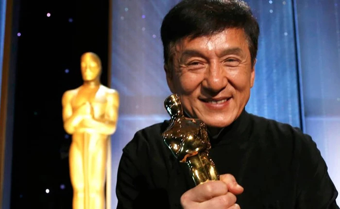 Xiaomi ra mắt phiên bản giới hạn của Mi 6 có chữ ký của Thành Long