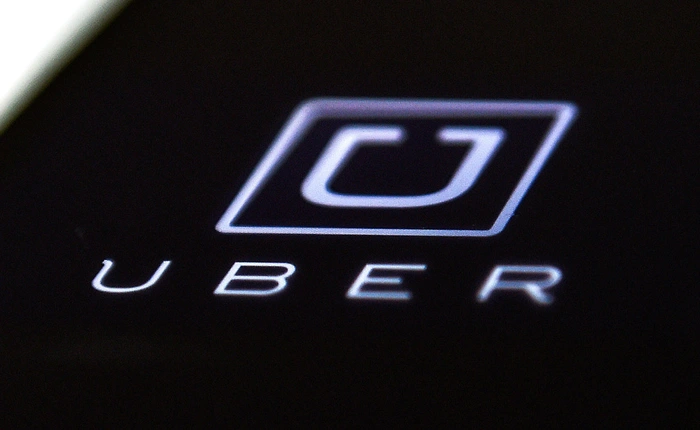 Uber lâm vào cảnh "rắn không đầu" khi chủ tịch Jeff Jones đã quyết định rời bỏ công ty sau nửa năm làm việc