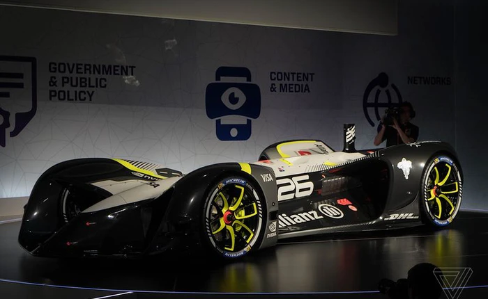 Roborace chính thức ra mắt chiếc xe đua tự lái đầu tiên trên thế giới
