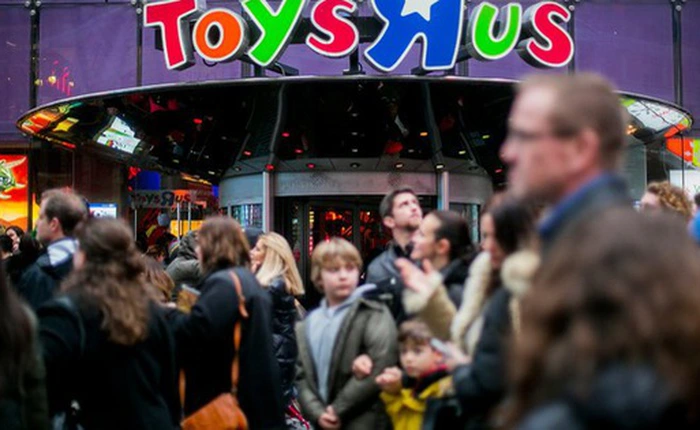 Đế chế đồ chơi lớn nhất thế giới sụp đổ trong chớp mắt: Vì đâu nên nỗi?