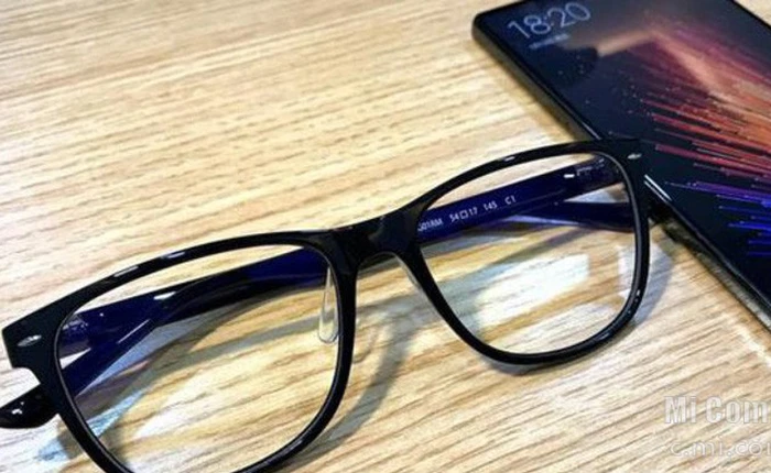Kính mắt Xiaomi có khả năng chặn tới 99,99% tia cực tím, tốt cho mắt, công nghệ gì mà kỳ diệu vậy?