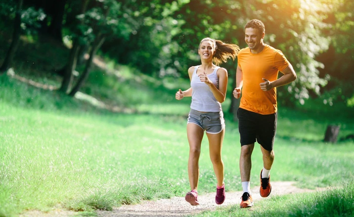 Khi bạn tập thể dục, chạy hay đi bộ thì tốt hơn theo khoa học?