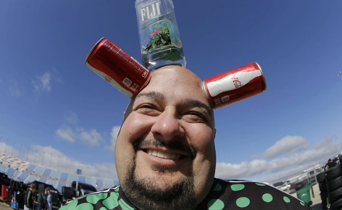 Mắc bệnh hiếm gặp rồi có siêu năng lực, anh chàng này dùng nó để kiếm 8.000 USD một ngày