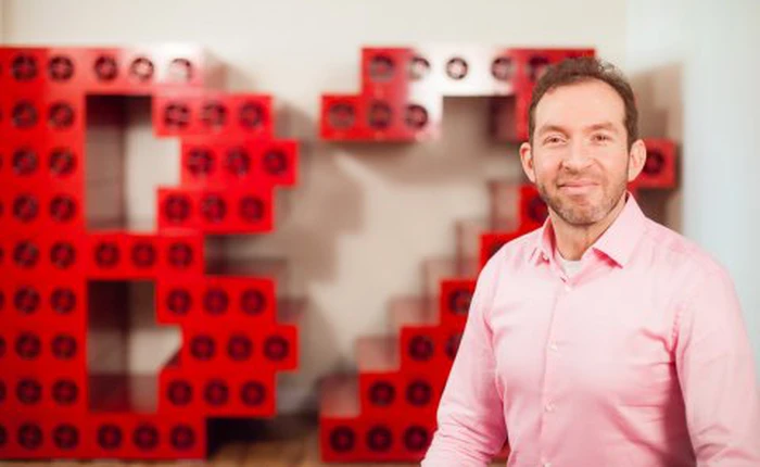 Từ một công ty phải dùng server đóng bằng gỗ, startup này đã thu về 20 triệu USD/năm mà không cần nhận vốn đầu tư như thế nào?