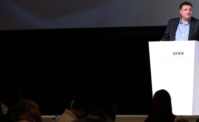 BlackBerry lặng lẽ ra mắt smartphone mới mang tên Motion: màn hình cảm ứng, chip Snapdragon, kháng nước, bụi IP67, giá 460 USD